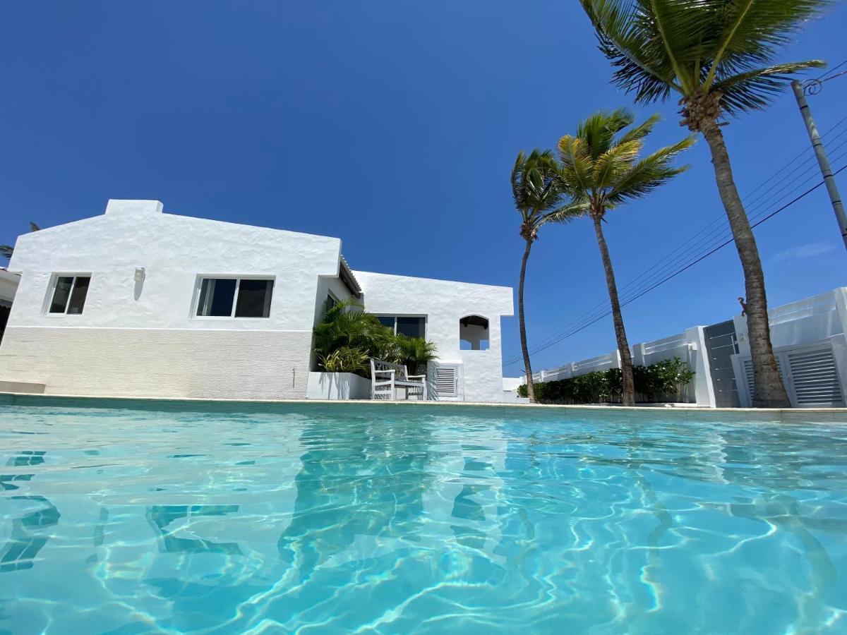 Movida Inn Aruba 棕榈滩 外观 照片