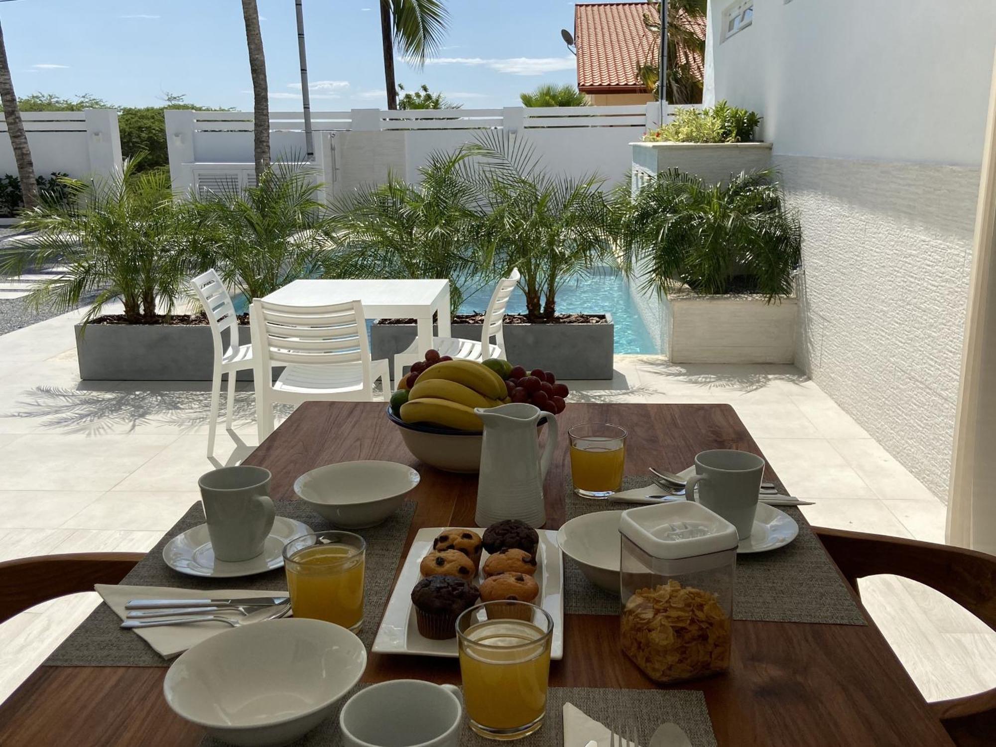 Movida Inn Aruba 棕榈滩 客房 照片