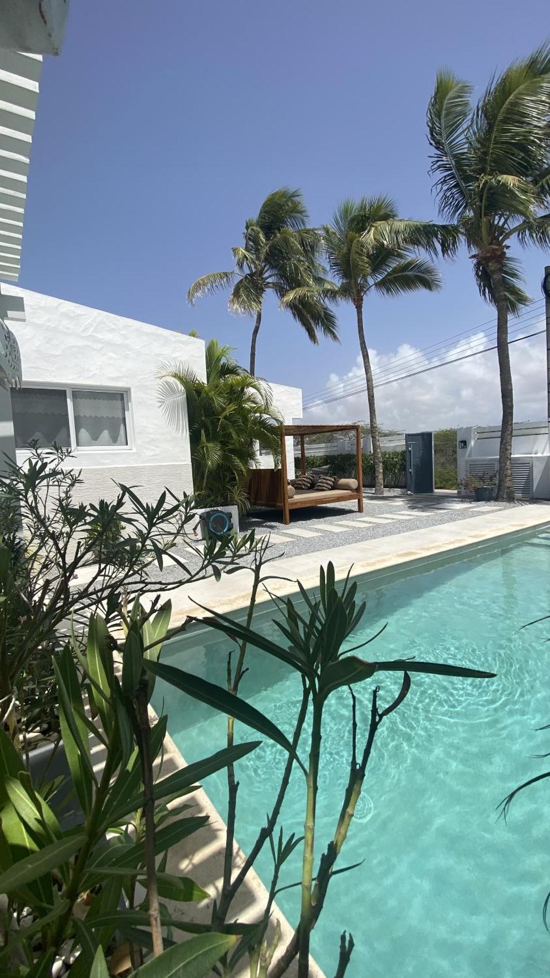 Movida Inn Aruba 棕榈滩 外观 照片