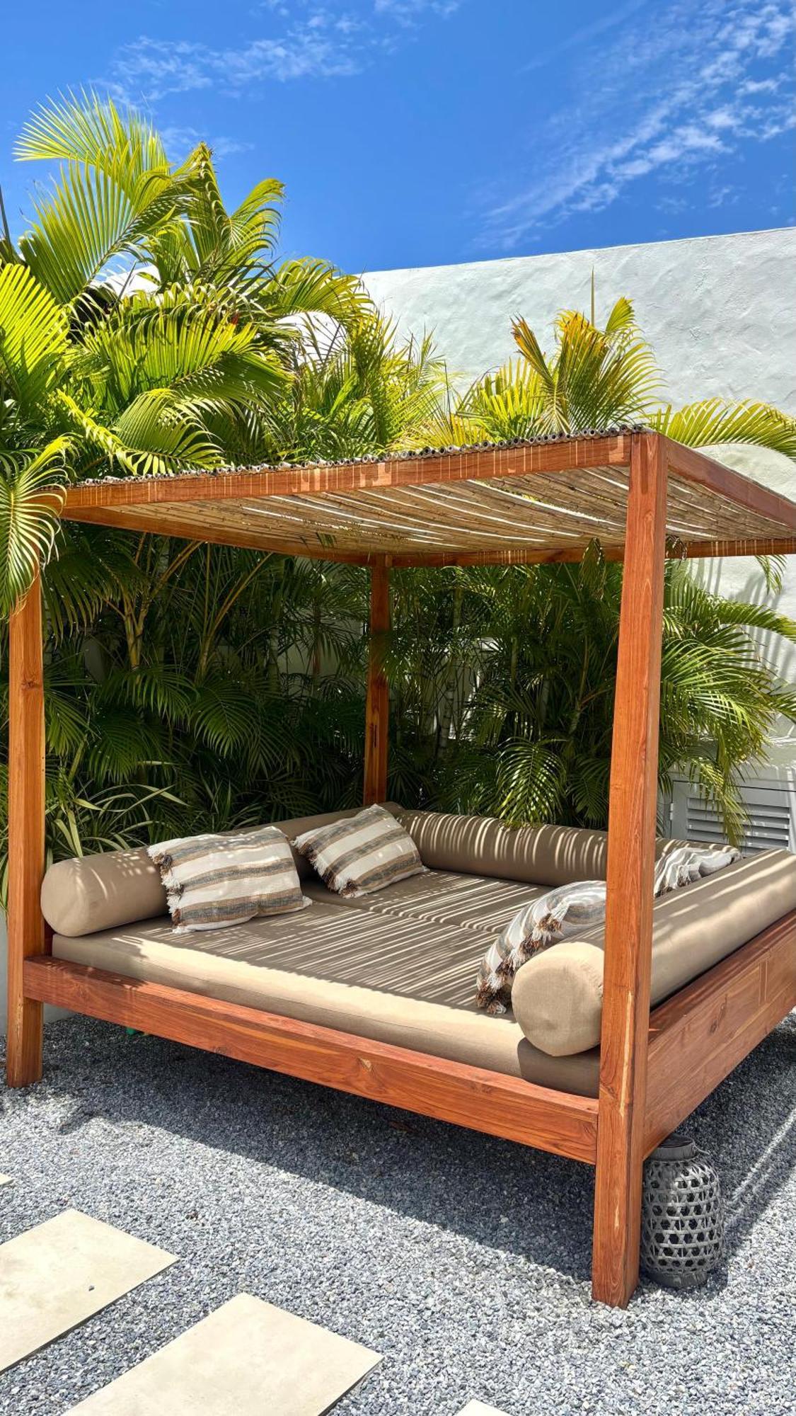 Movida Inn Aruba 棕榈滩 外观 照片